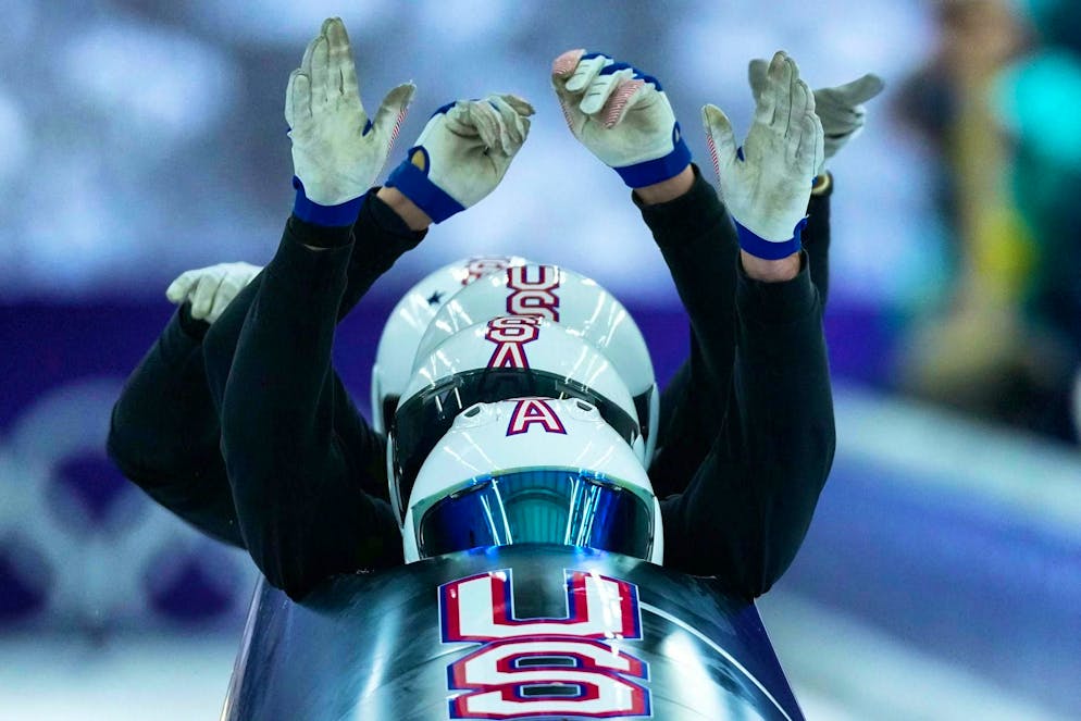 The best pictures of the 2026 Olympic Games in Milano Cortina. Hands up: The bobsledders from the USA put in a strong performance.