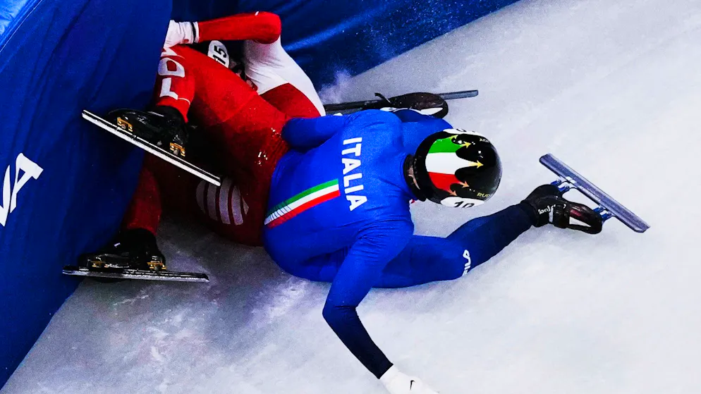 Kamila Sellier à gauche et Arianna Fontana à droite ont chuté lors de la course.