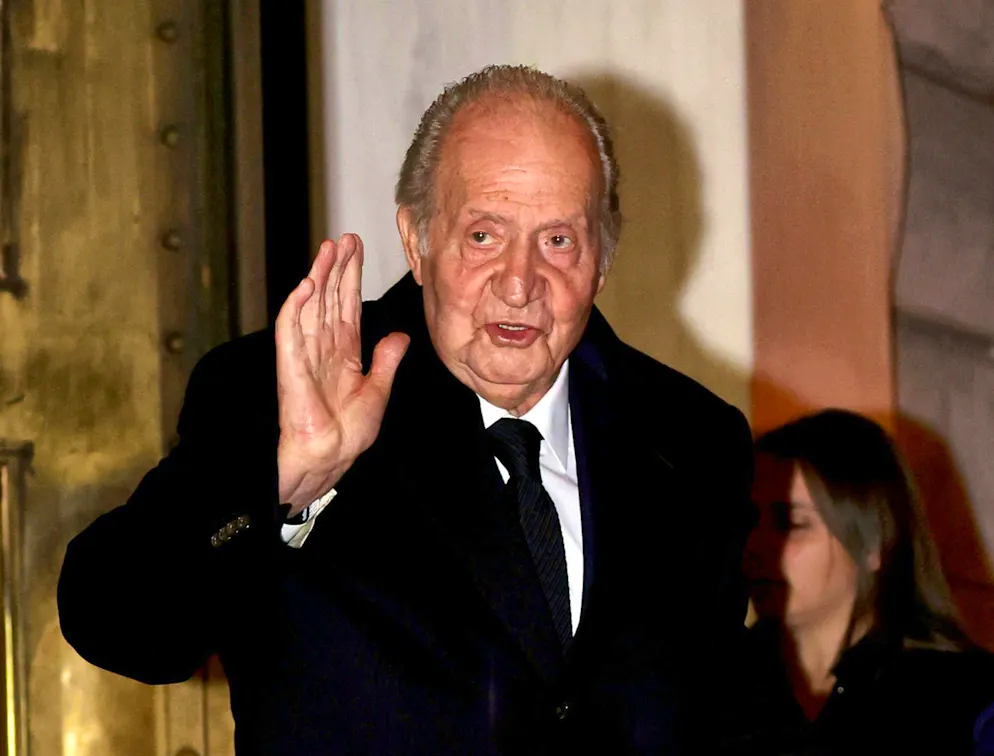 Emotionnellement et gravement atteint dans sa santé, Juan Carlos a abdiqué en 2014. Après plusieurs scandales, il vit en exil. (Photo d'archives)