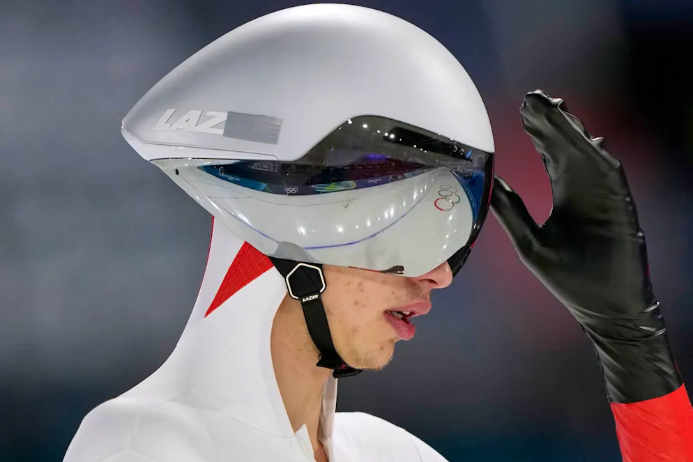 Die besten Bilder der Olympischen Spiele 2026 in Milano Cortina. Ein echter Hingucker: Der Helm von Vladimir Semirunniy.