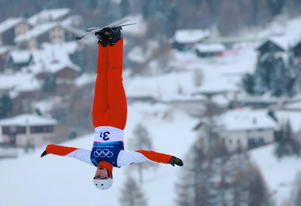 Seconda settimana delle Olimpiadi di Milano-Cortina. Lina Kozomara in acrobazia.