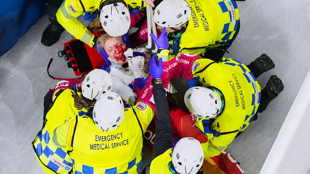 Von Kufe im Gesicht getroffen. Polnische Shorttrackerin nach Horror-Unfall operiert
