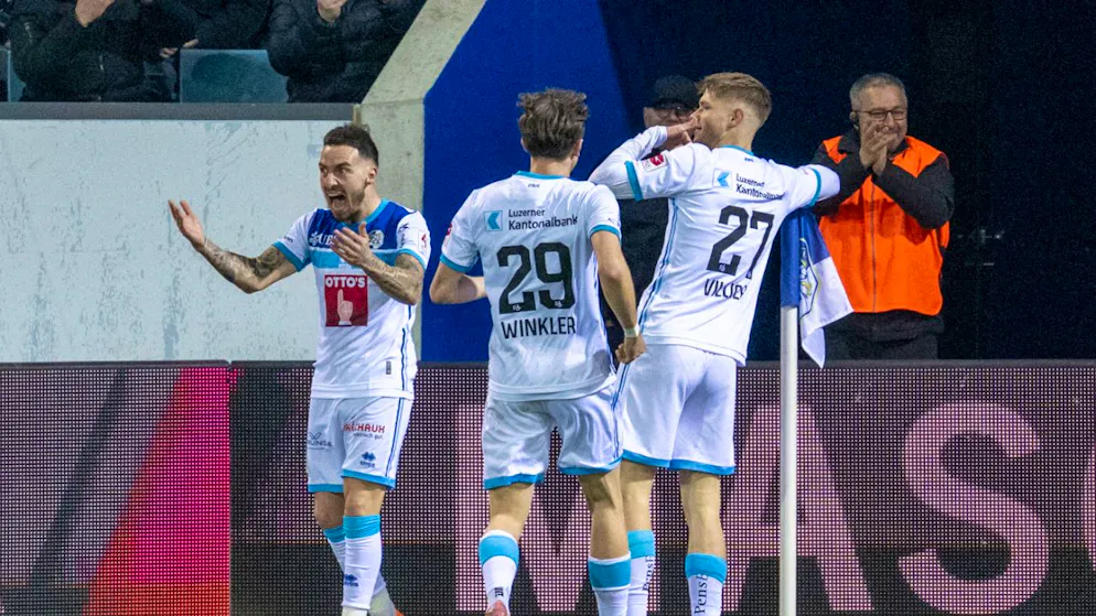 Der FC iuzern demontierte den FC Basel in der Schlussviertelstunde