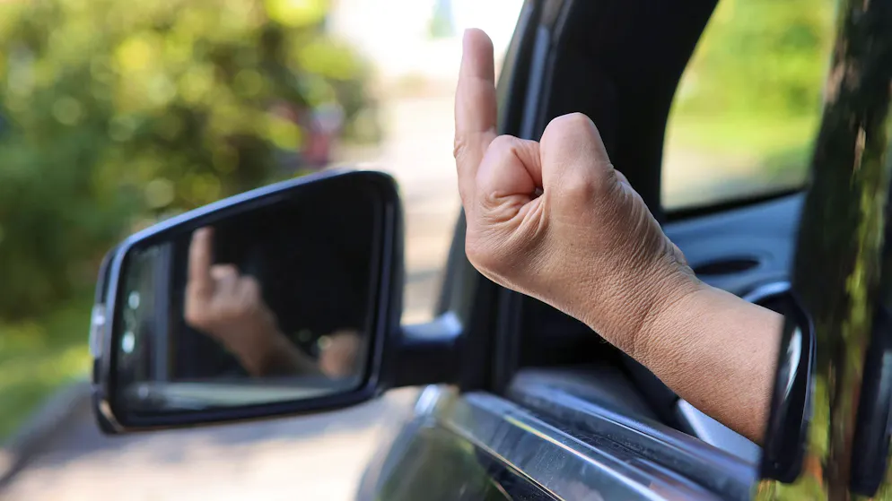 Beschimpfungen und Vorwürfe. «Pfarrer zeigte den Mittelfinger» – Parkplatz-Zoff in Naters VS eskaliert