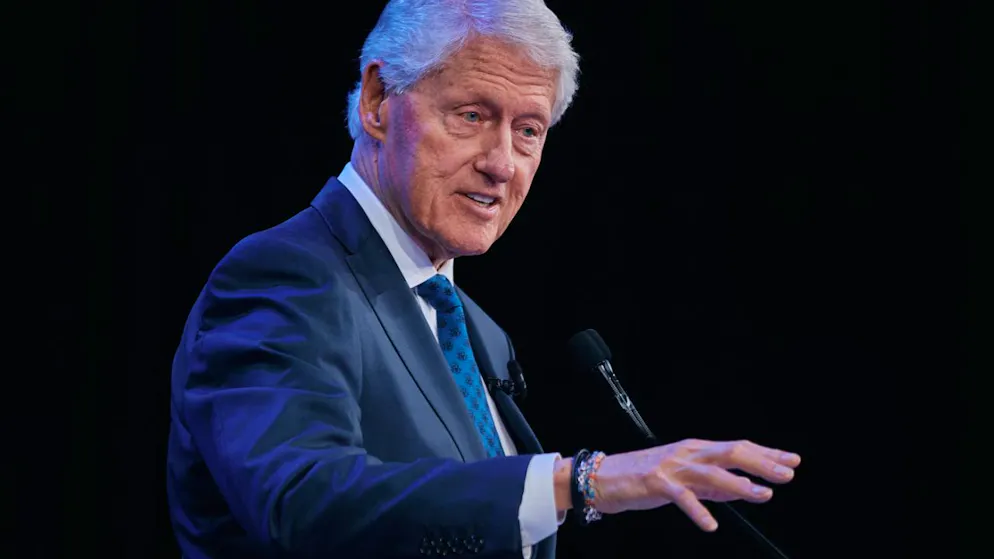 ARCHIV - Der ehemalige US-Präsident Bill Clinton spricht während der Clinton Global Initiative in New York. Foto: Andres Kudacki/FR170905 AP/dpa