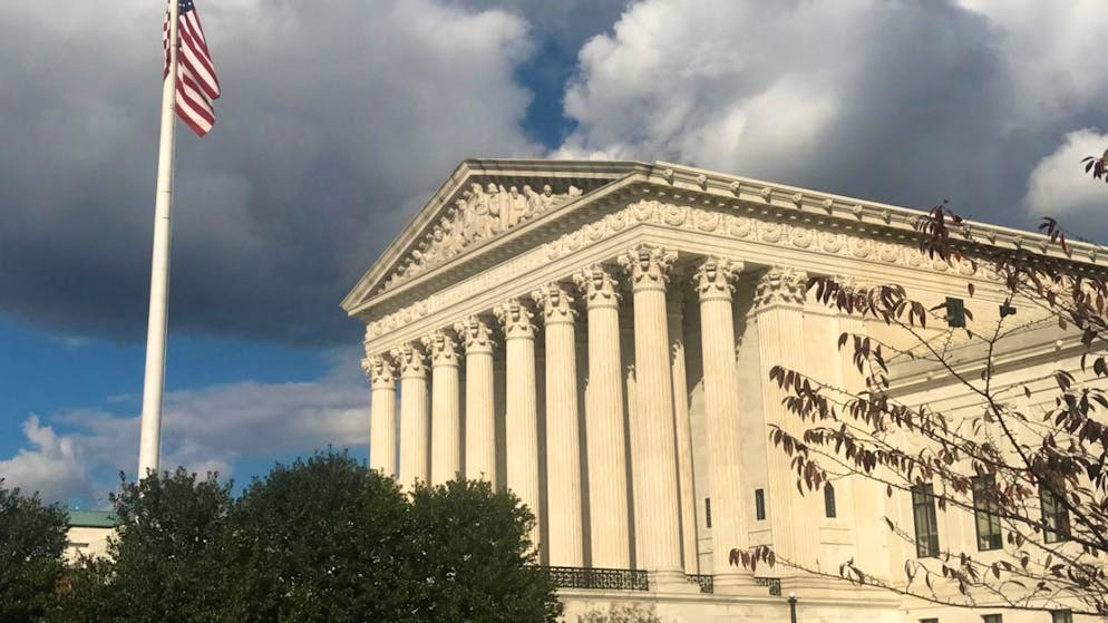 Commercio. Ecco da quando ci sarà lo stop alla riscossione dei dazi di Trump, dichiarati illegali dalla Corte Suprema