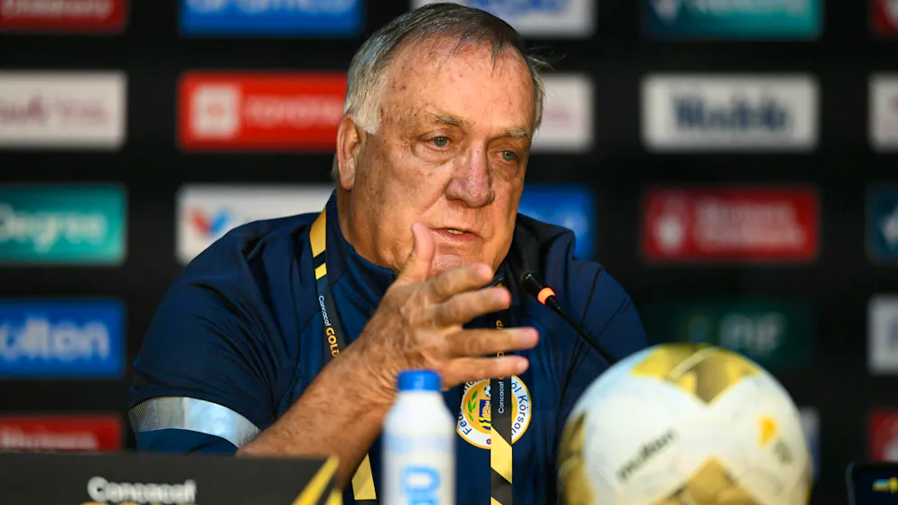 Dick Advocaat steps down as coach before the World Cup - for a sad reason |  blue News