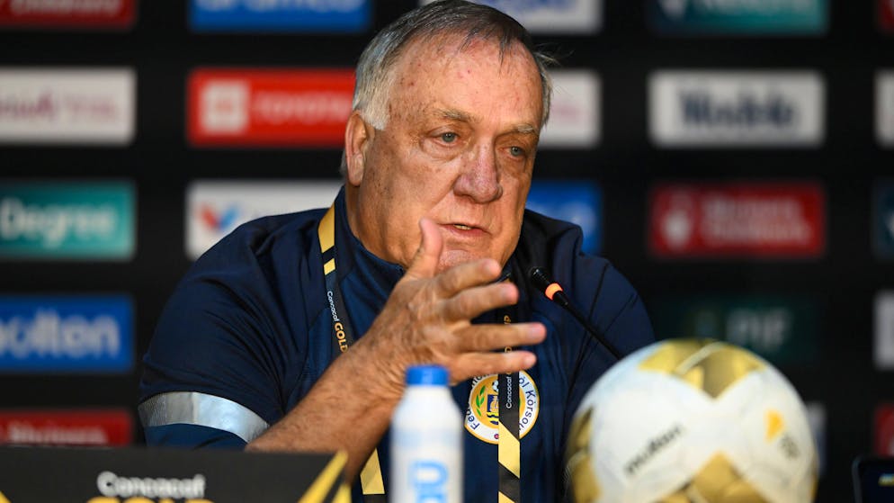 Bei Sensations-Team Curaçao. Dick Advocaat tritt vor der WM als Trainer zurück – aus einem traurigen Grund