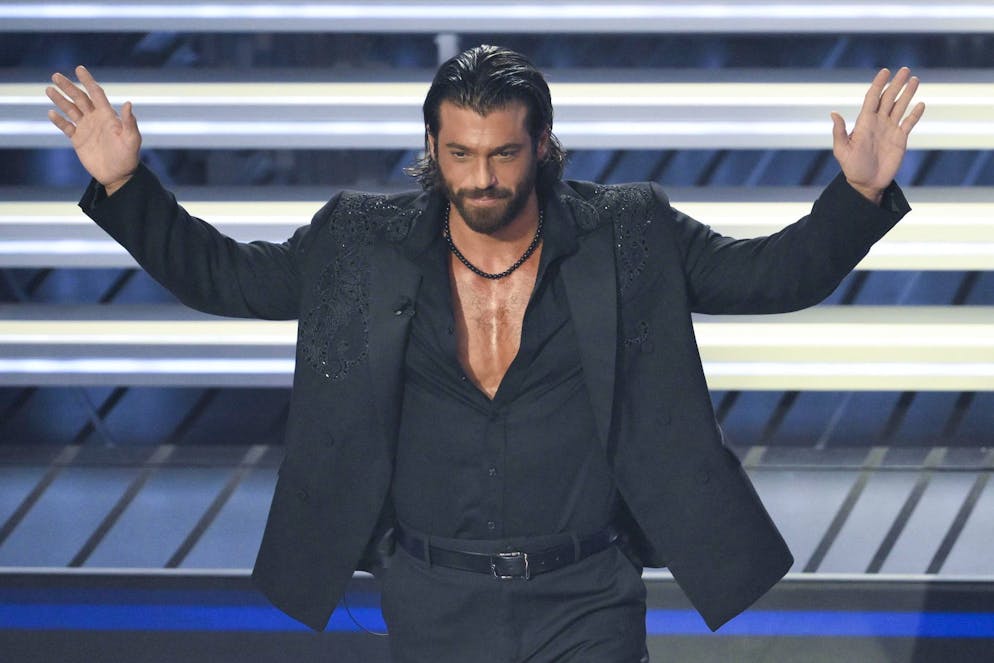 Prima serata Sanremo 2026 i presentatori e gli ospiti.  Can Yaman, il Sandokan della nuova fiction di RAI 1.
