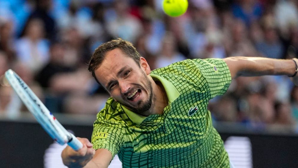 Round of 16 duel in Dubai. Daniil Medvedev as Wawrinka's next opponent