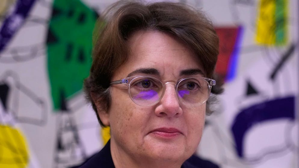 Nach Juwelen-Raub in Paris. Louvre-Chefin Laurence des Cars tritt zurück