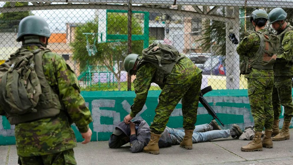 Attacco armato. Violenza dei narcos in Ecuador, 12 morti nella provincia di Manabí