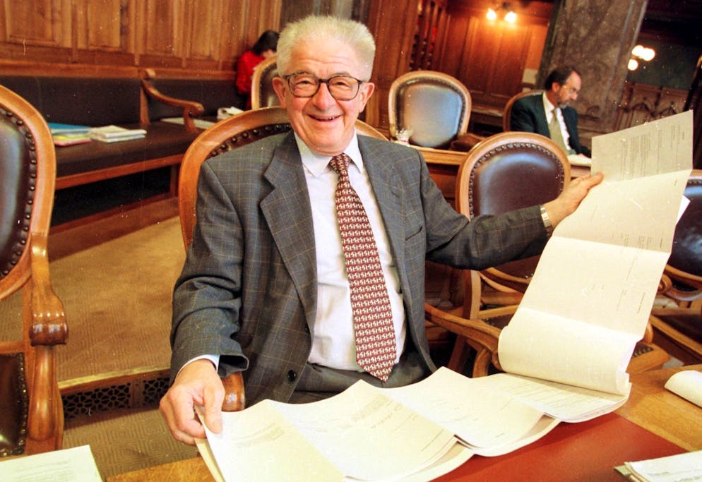 Le conseiller national Willy Loretan (PLR/AG) au Palais fédéral à Berne, photographié le 17 juin 1998.