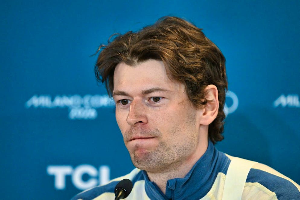 Le stranezze delle Olimpiadi di Milano Cortina 2026. Con la medaglia di bronzo al collo, il biatleta Sturla Holm Laegreid ha fatto scalpore confessando di aver tradito la sua ormai ex ragazza in TV.