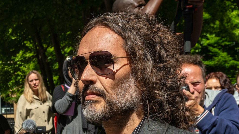 Giustizia. Nuove accuse abusi sessuali: Russell Brand si dichiara non colpevole