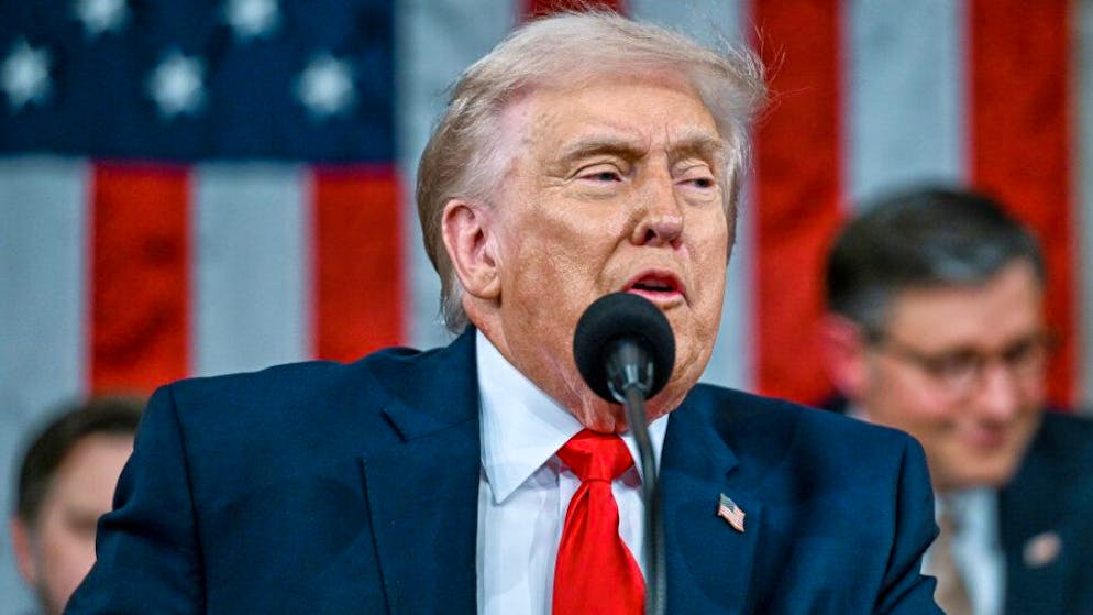 Discours fleuve devant le Congrès. «Vous devriez avoir honte» - Donald Trump se congratule et bat un record !