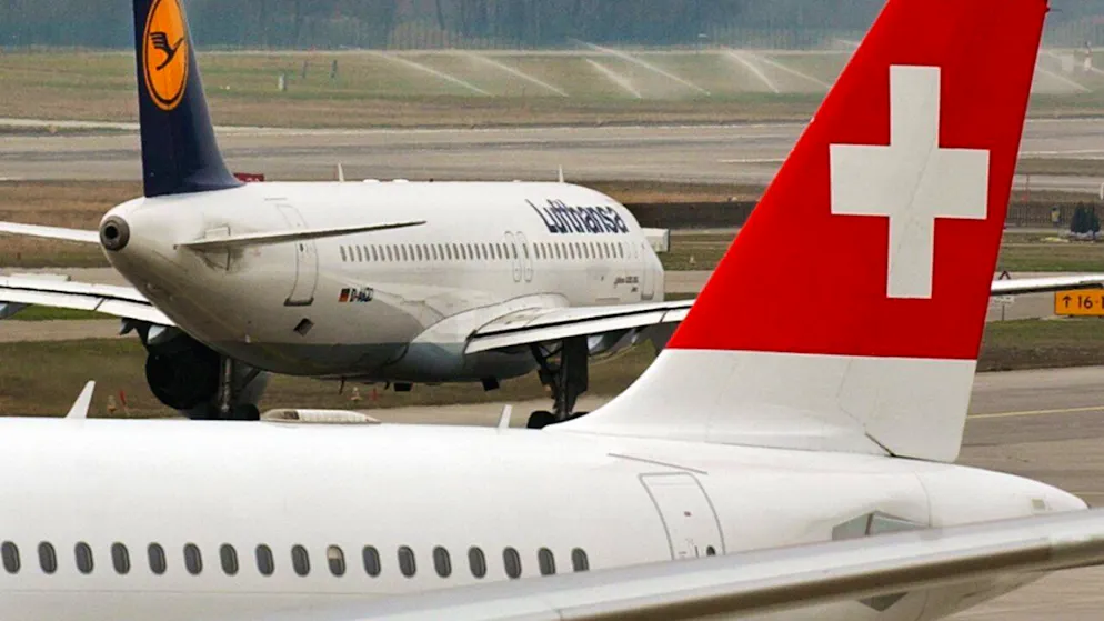 Die Lufthansa-Gruppe macht zur Umgehung von Turbulenzen während Flügen künftig bei der Datenplattform "IATA Turbulence Aware" mit. Auch die zum Konzern gehörenden Airlines Swiss und Edelweiss schliessen sich an. (Archivbild)