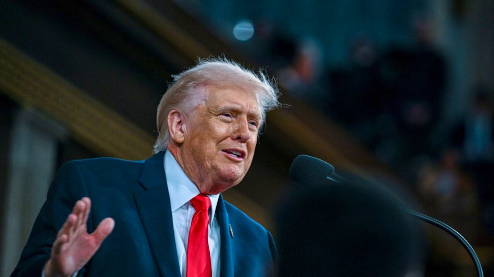 Il presidente degli Stati Uniti Donald Trump tiene il suo discorso sullo Stato dell'Unione