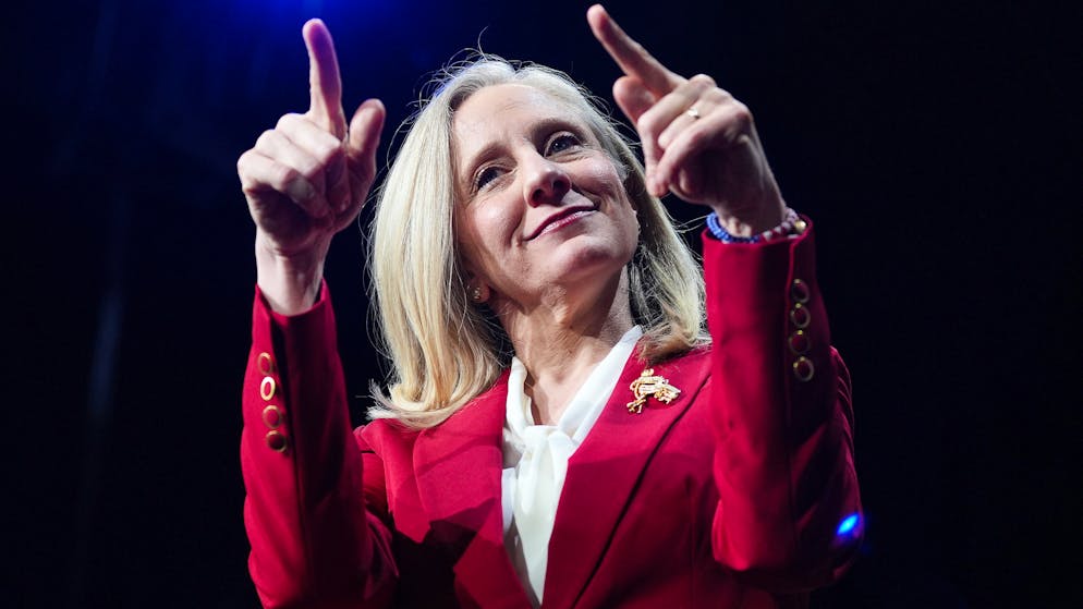 Discours de politique générale. Qui est cette démocrate qui a donné la réplique à Donald Trump ?