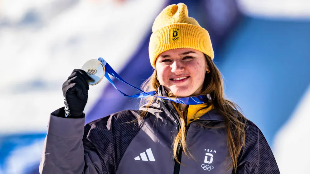 Emma Aicher gewann in Cortina zweimal Olympia-Silber – und greift nun nach der Abfahrts-Kristallkugel.