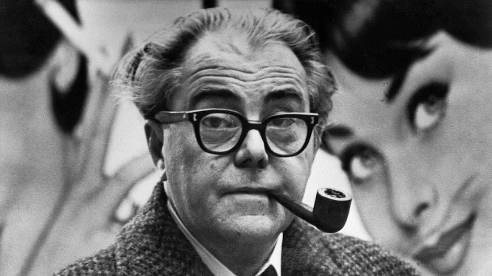 Max Frisch shortly before his 75th birthday: highly honored and internationally renowned. He already had literary ambitions as a schoolboy. This can be seen not least in his Matura essay, which is now being published for the first time. (archive picture)