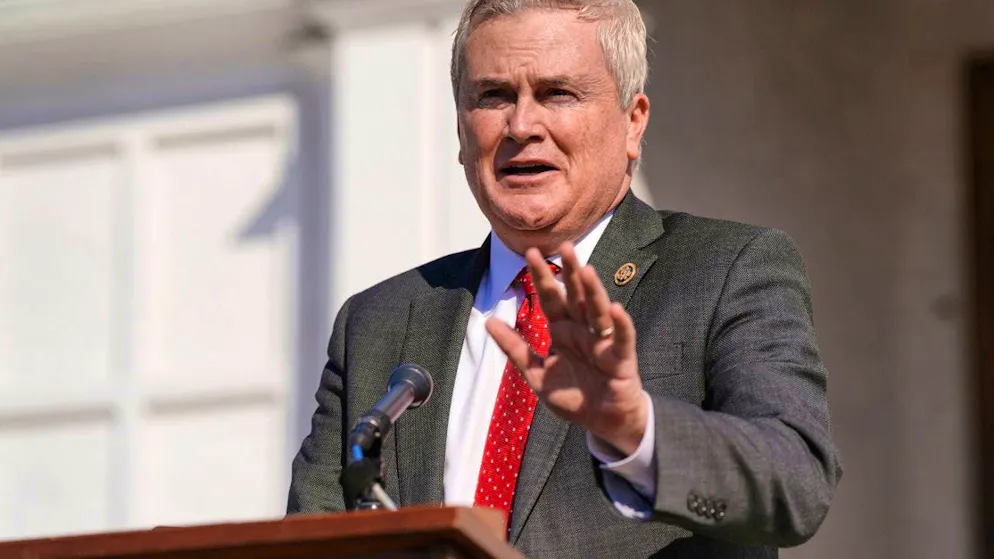 Rep. James Comer (Republican Party) speaks outside the Chappaqua Performing Arts Center where former US President Bill Clinton is testifying before lawmakers in the US House of Representatives as part of a congressional investigation into convicted sex offender Jeffrey Epstein. Photo: Angelina Katsanis/AP/dpa