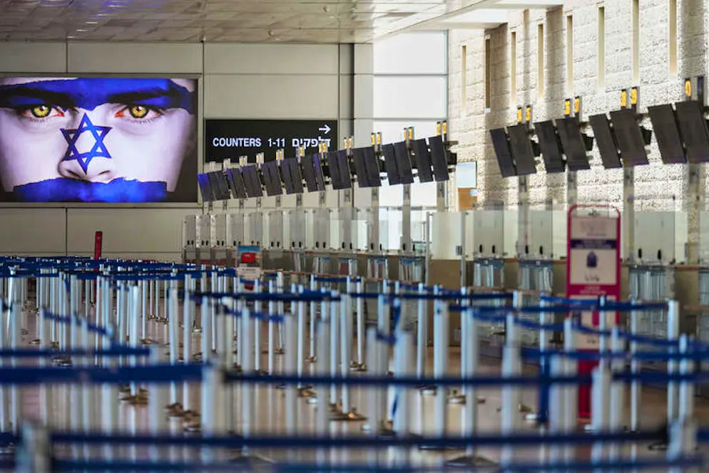 USA und Israel greifen den Iran an. Der israelische Ben-Gurion-Flughafen in Lod, in der Nähe von Tel Aviv, ist nach einem israelischen Militärschlag gegen den Iran leer. Der Flugbetrieb wurde in der ganzen Region eingestellt. 
