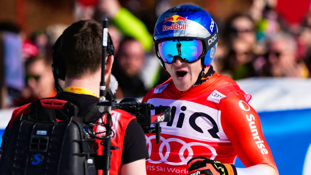 Marco Odermatt steht vor seinem 54. Weltcup-Sieg. Er führt in Garmisch knapp vor Alexis Monney