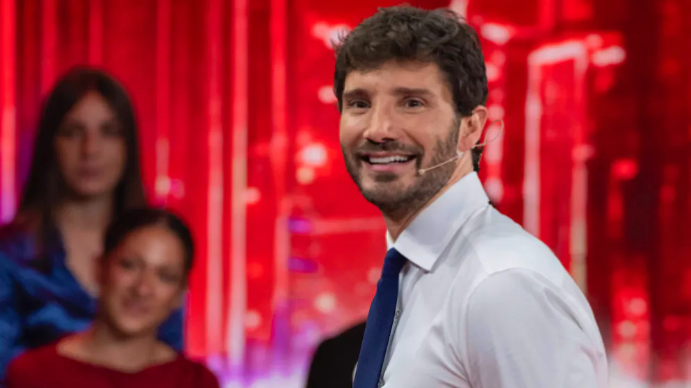 Uno sguardo al futuro. Sanremo 2027: De Martino chiama Clerici o De Filippi? Intanto spunta... Vasco