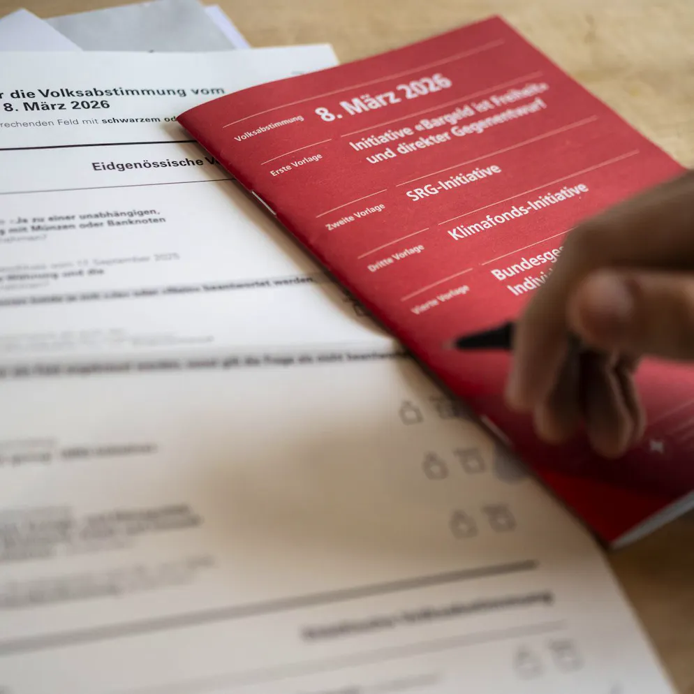 Votazioni federali. Verso la bocciatura delle 3 iniziative popolari, incerta l'imposizione individuale