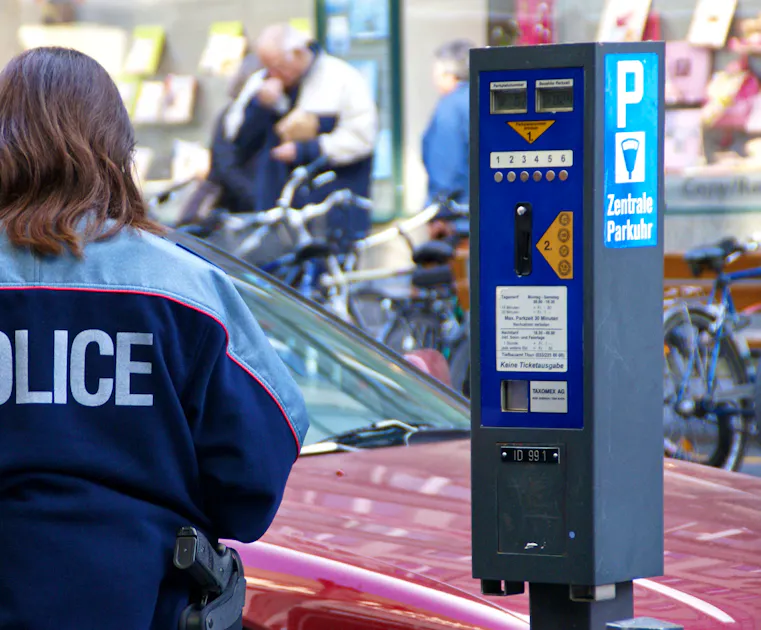 Laufen BL: Ex-city police officer allegedly gambled away parking meter ...
