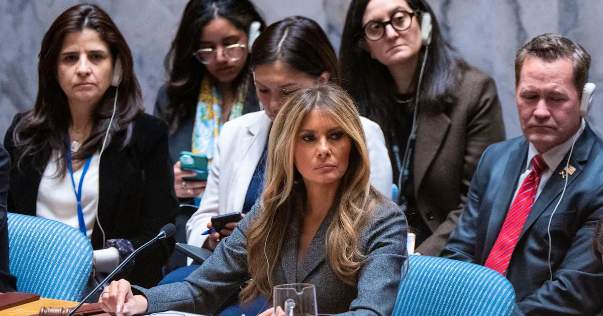 Melania Trump heads UN Security Council - her appearance leaves question ...