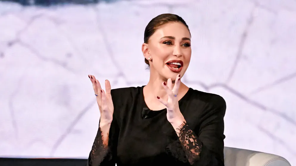 Esame di lingua. Belen Rodriguez sbotta in TV per la cittadinanza italiana: «Sono qui da 20 anni»