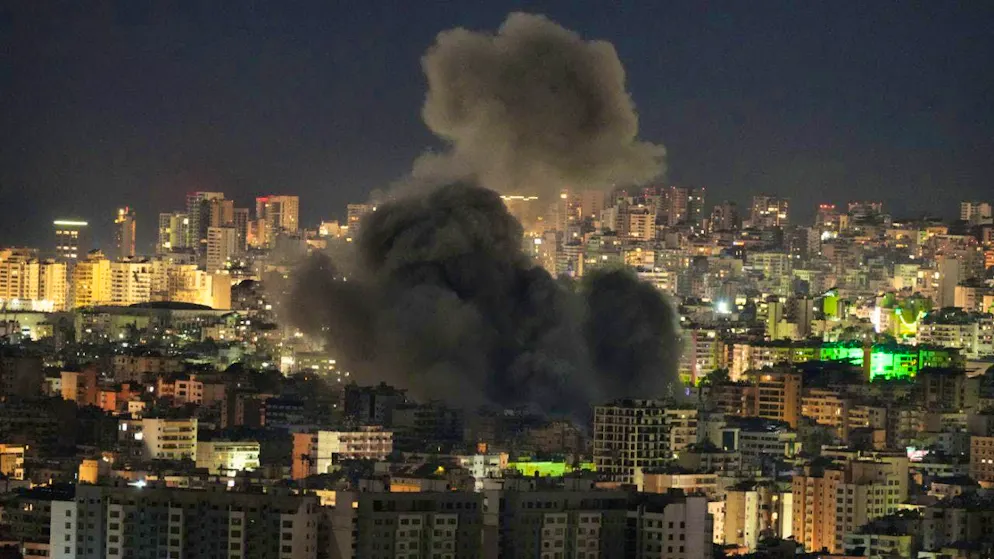 Smoke rises after an Israeli airstrike in Dahiyeh, a southern suburb of Beirut, Lebanon, Thursday, March 5, 2026. Photo: Hassan Ammar/AP/dpa