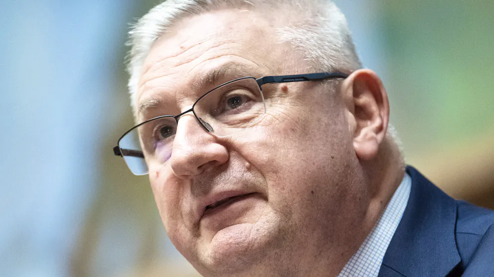 Un élu UDC s’emporte. «Etre neutre, c'est comme être enceinte; soit on l'est, soit on ne l'est pas»