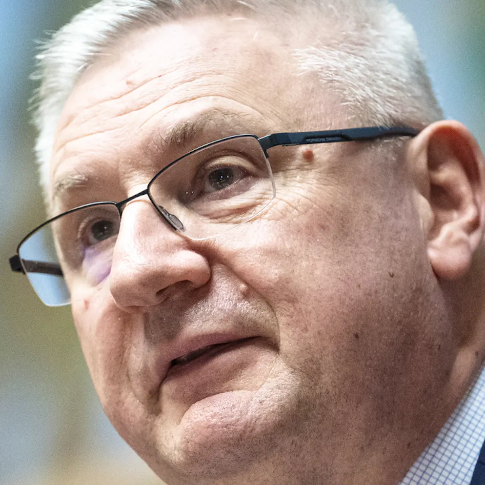 Un élu UDC s’emporte. «Etre neutre, c'est comme être enceinte; soit on l'est, soit on ne l'est pas»