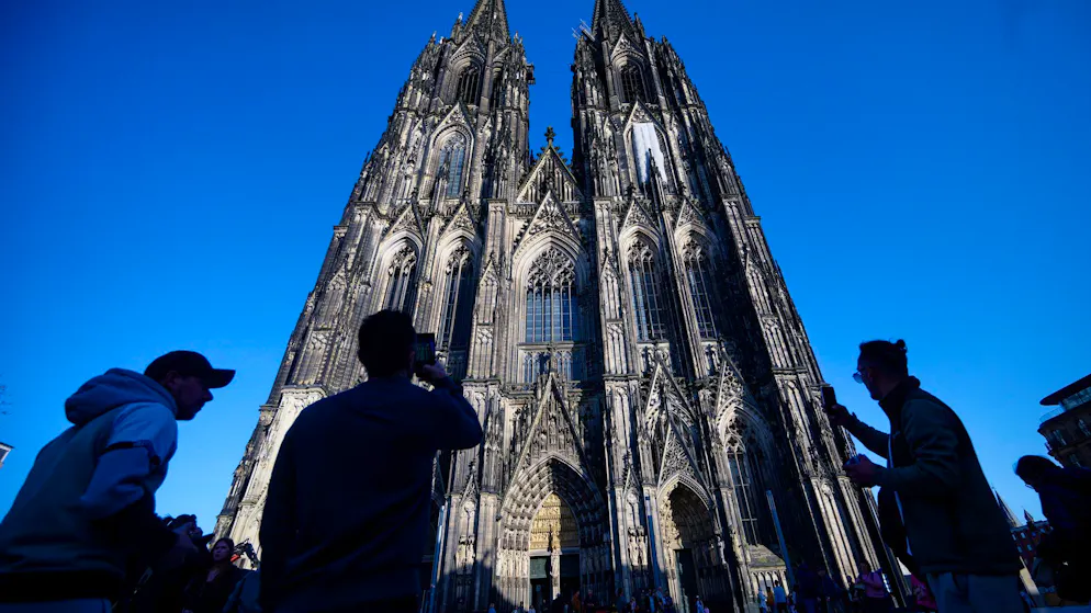 Touristen müssen ab Juli zahlen. Jetzt wird auch für den Kölner Dom Eintritt fällig