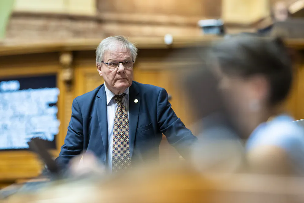 Der Genfer Nationalrat Daniel Sormanni (MCG) fordert Antworten.