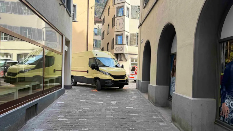 Grigioni. Una bambina di 3 anni investita da un furgone a Coira