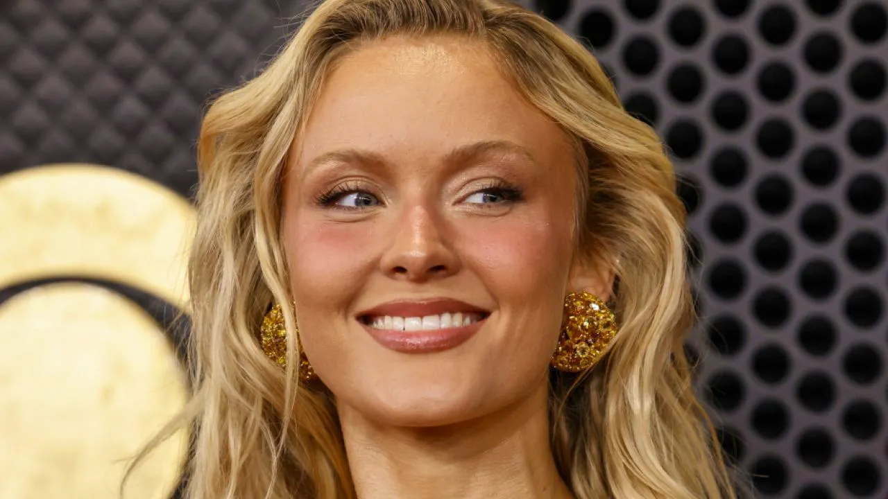 Musik. Zara Larsson mit elf Jahren Verspätung auf Platz 1