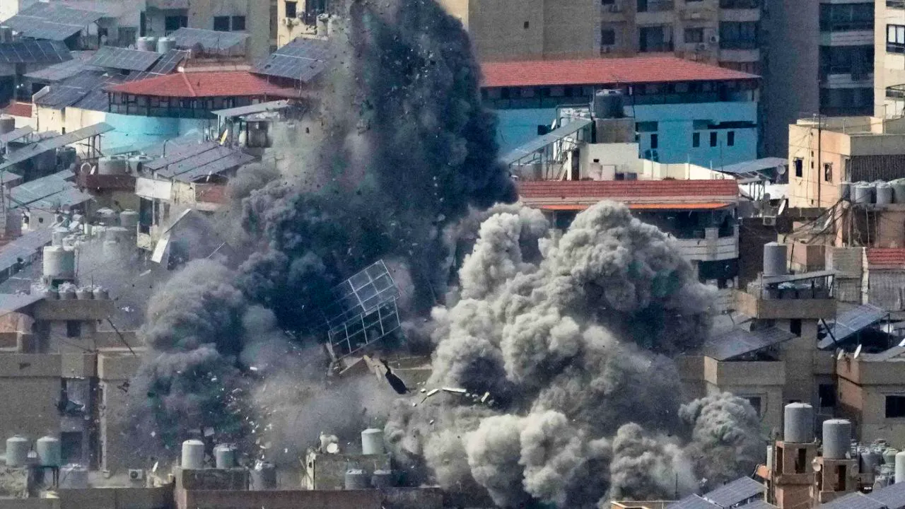 Politics. Israel continues attacks in Lebanon - several dead