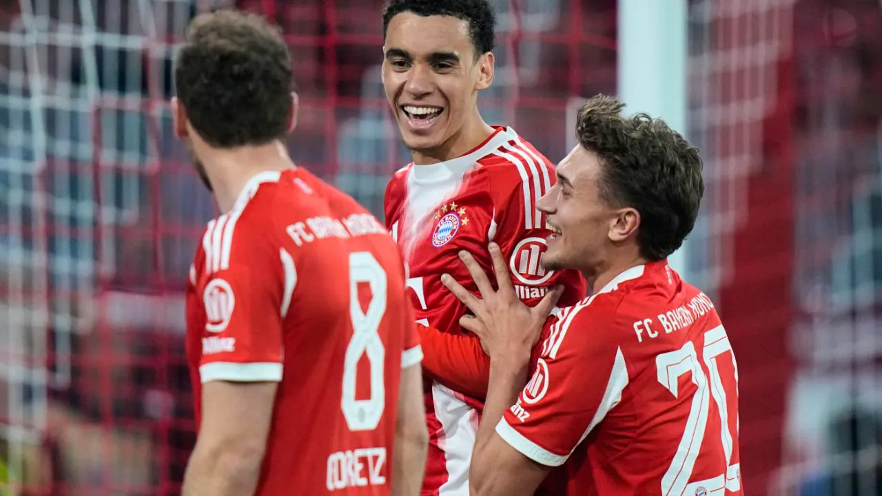 Germany. Bayern celebrates clear home win