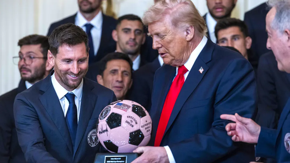 Visit to the White House. Trump receives Messi and compares him to Pelé