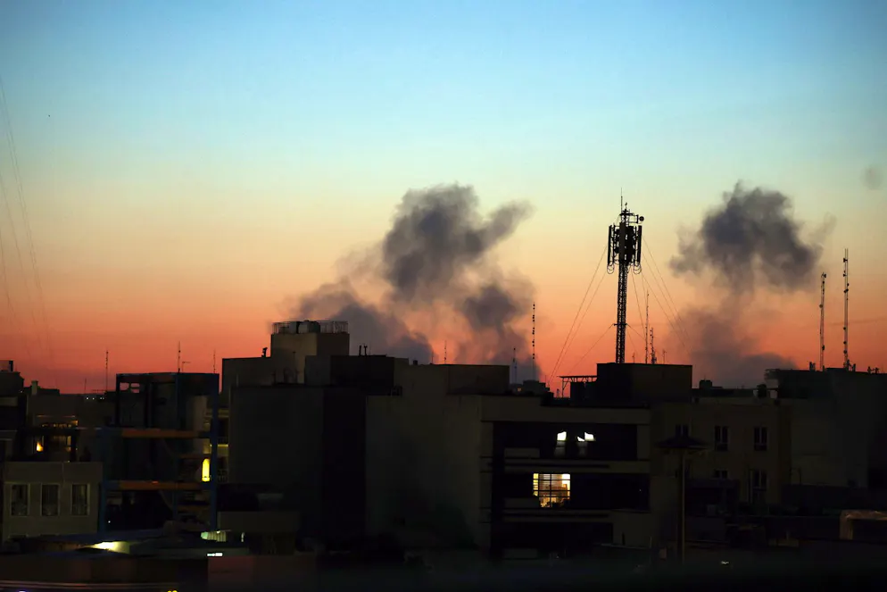 I raid sul Teheran hanno continuano ad intensificarsi.