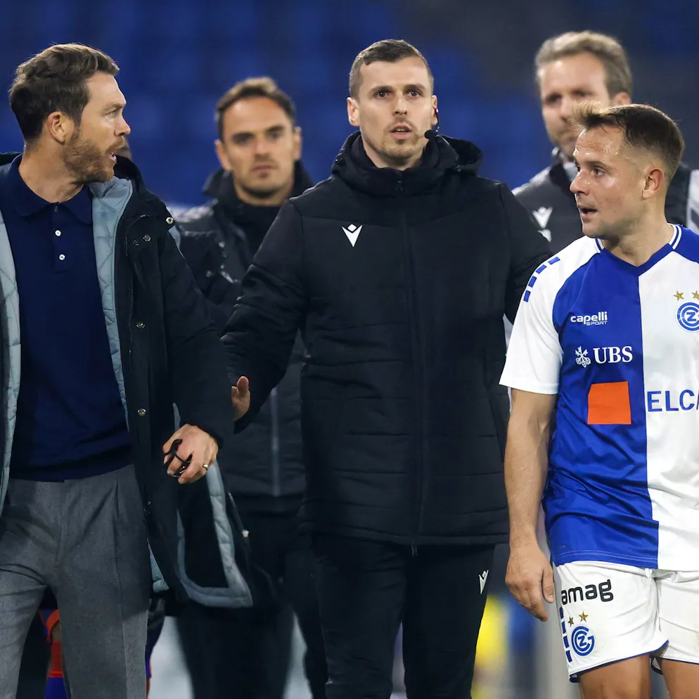 Wortgefecht nach Roter Karte. Lichtsteiner legt sich mit GC-Captain Abrashi an: «Ich schütze meine Spieler»