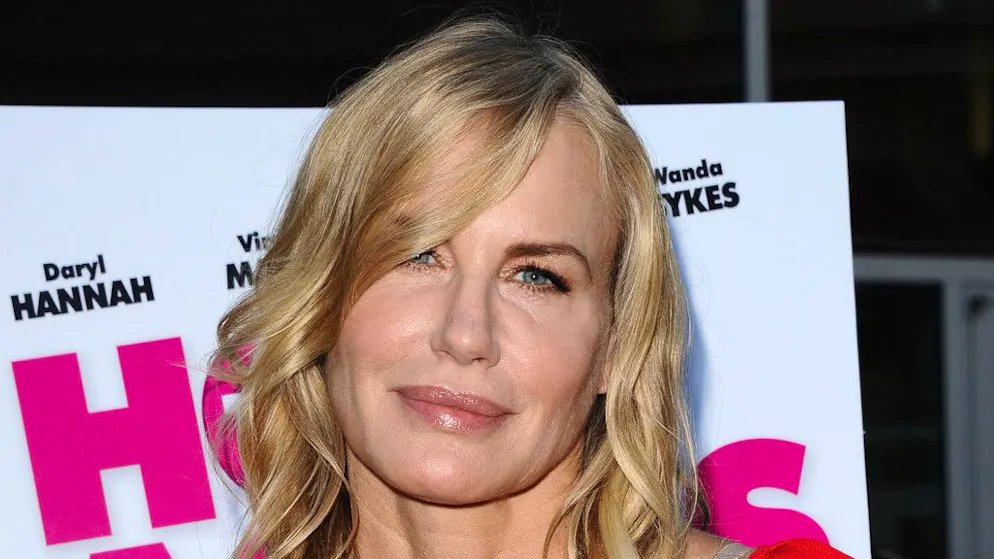 Un gossip dal passato. L'attrice Daryl Hannah ricorda la relazione con John F. Kennedy Jr: «Un uomo straordinario»