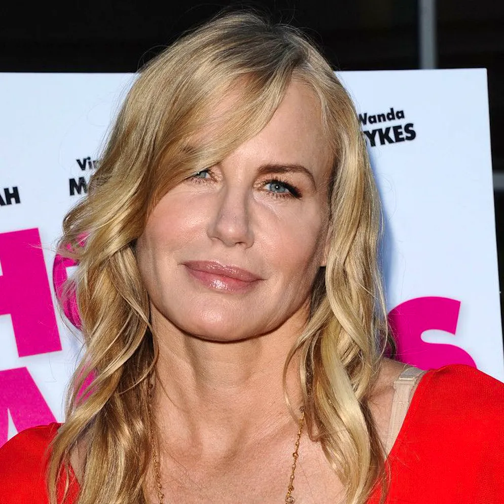 Un gossip dal passato. L'attrice Daryl Hannah ricorda la relazione con John F. Kennedy Jr: «Un uomo straordinario»