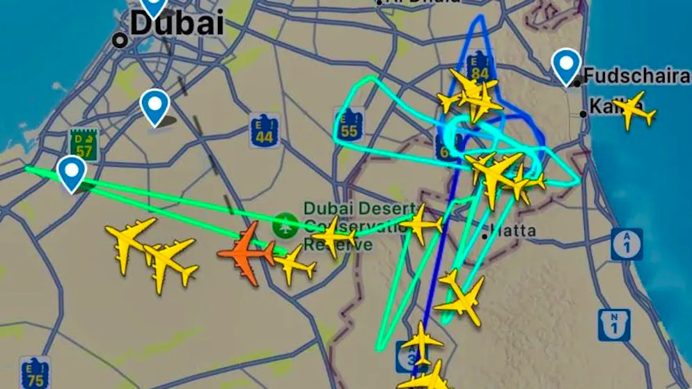Esplosioni a Dubai. Il volo A380 di Emirates proveniente da Zurigo ha girato per ore sopra il deserto