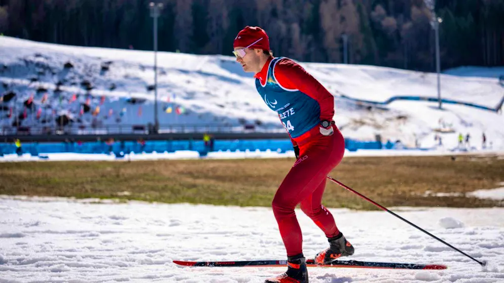 Luca Tavasci in 17th place at his Paralympic biathlon premiere