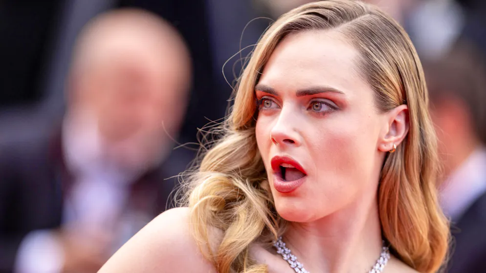 Cara Delevingne. «Si j'ai constamment peur, je ne sors pas de chez moi»